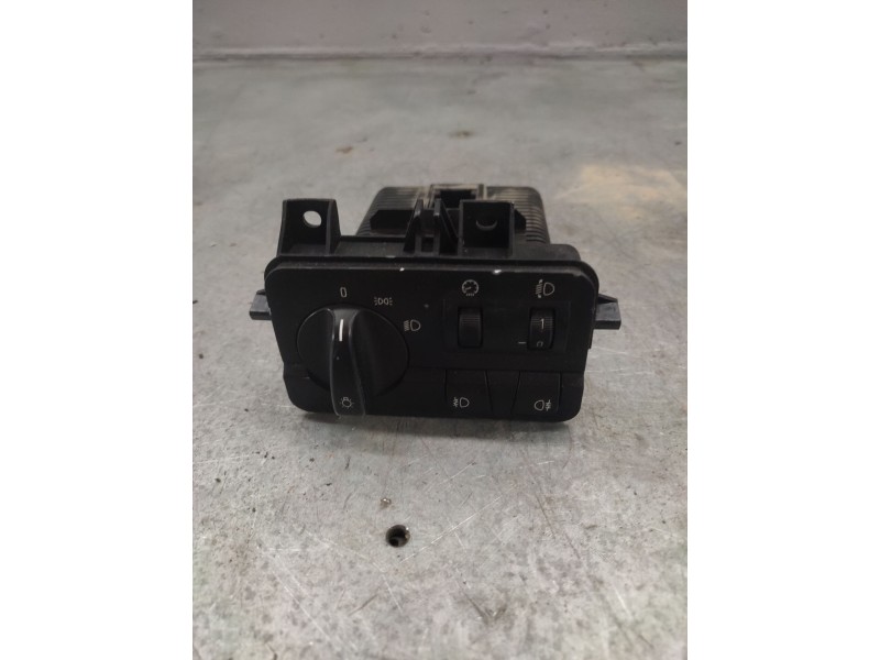 Recambio de mando luces para bmw serie 3 berlina (e46) 2.0 16v diesel cat referencia OEM IAM 61316907944  