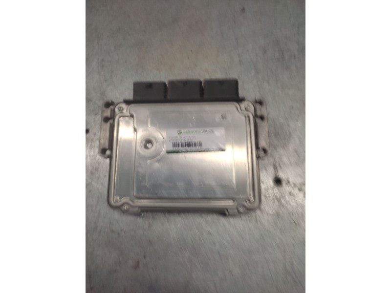 Recambio de centralita motor uce para citroën c3 picasso attraction referencia OEM IAM 0281017333 9666729580 9677013180