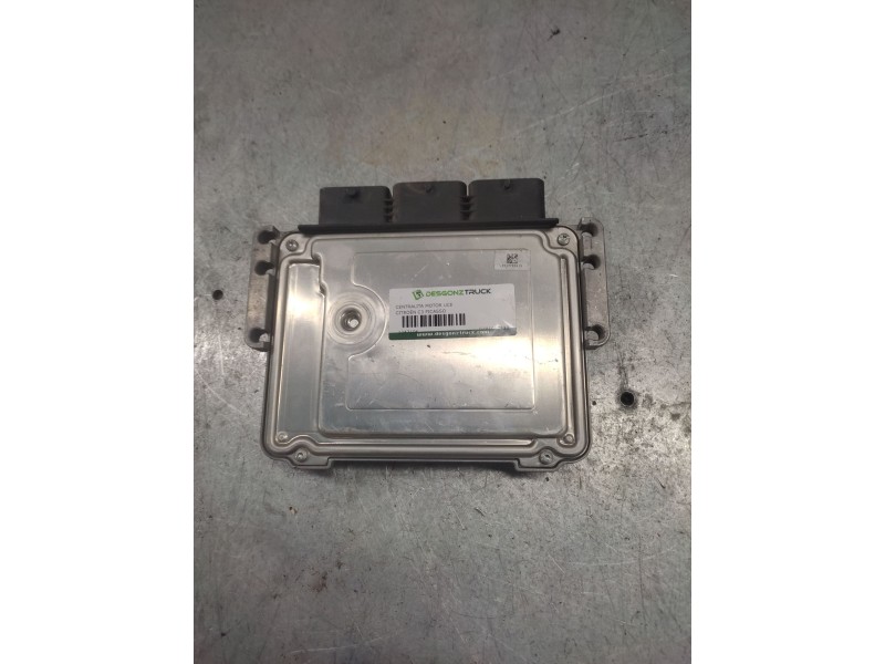 Recambio de centralita motor uce para citroën c3 picasso attraction referencia OEM IAM 0281017333 9666729580 9677013180