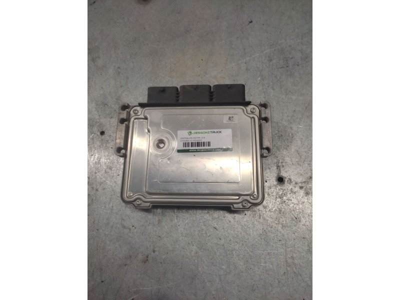 Recambio de centralita motor uce para citroën c3 picasso attraction referencia OEM IAM 0281017333 9666729580 9677013180