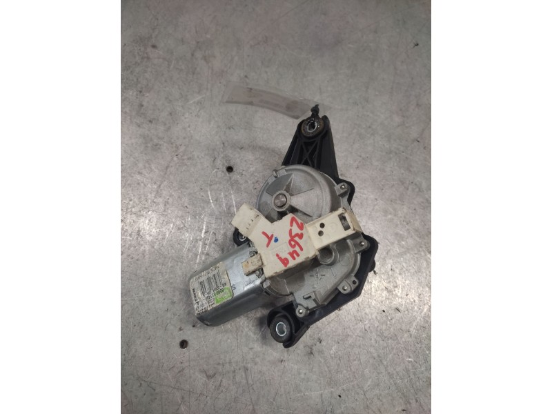 Recambio de motor limpia trasero para renault clio iii authentique referencia OEM IAM 8200311486A  