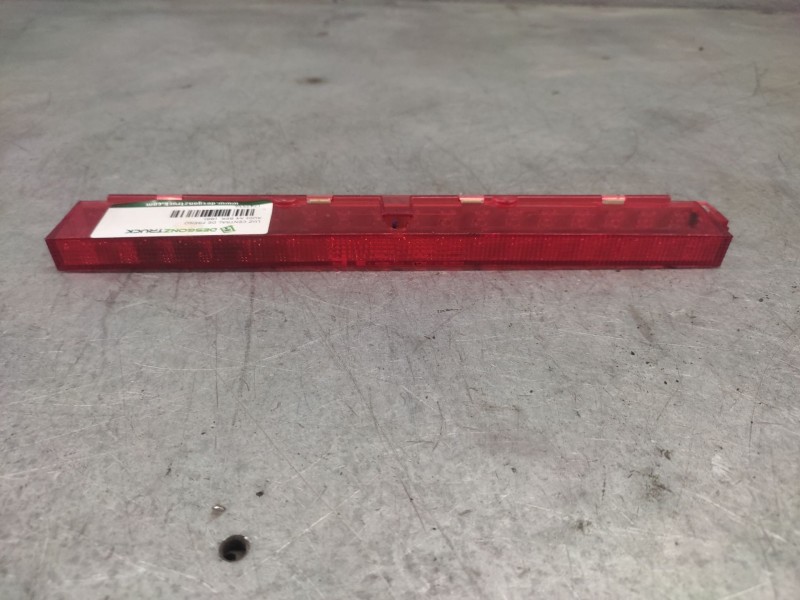 Recambio de luz central de freno para audi a4 ber. (b8) básico referencia OEM IAM   