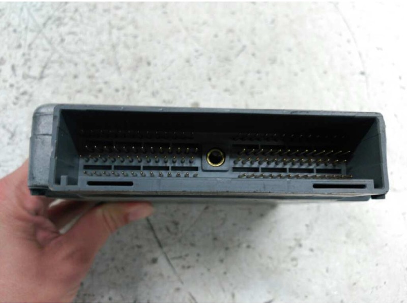 Recambio de centralita ecm ecu para ford focus berlina (cak) ambiente referencia OEM IAM YS4F12A650PA  