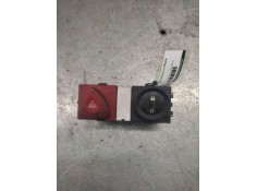 Recambio de warning para renault megane ii classic berlina confort authentique referencia OEM IAM 8200095493  6 PINS