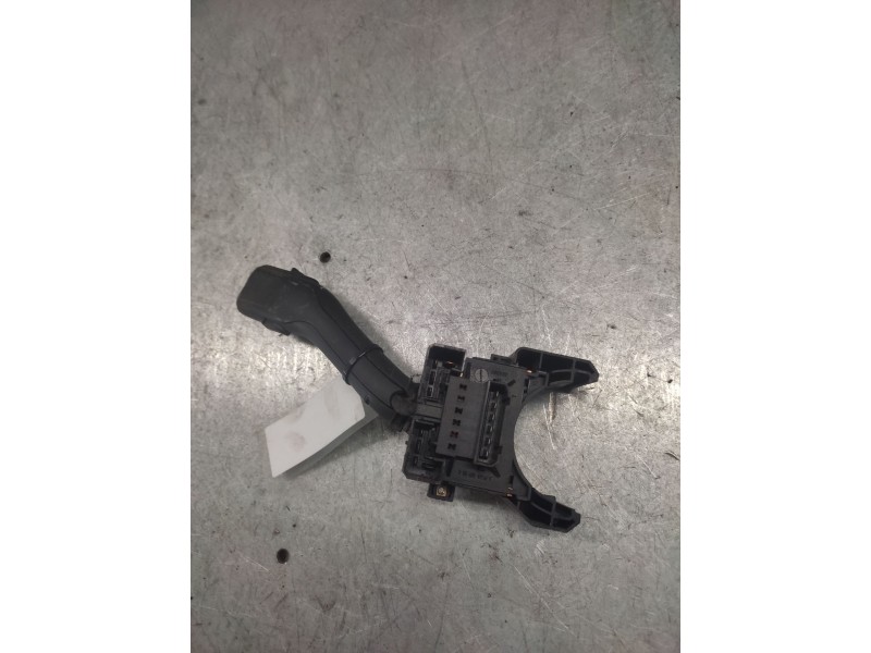 Recambio de mando limpia para volkswagen golf iv (1j1) 1.9 tdi referencia OEM IAM 4B0953503H  