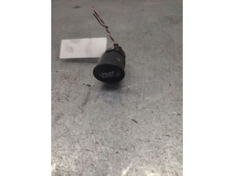 Recambio de boton arranque electrico para renault megane ii classic berlina confort authentique referencia OEM IAM   