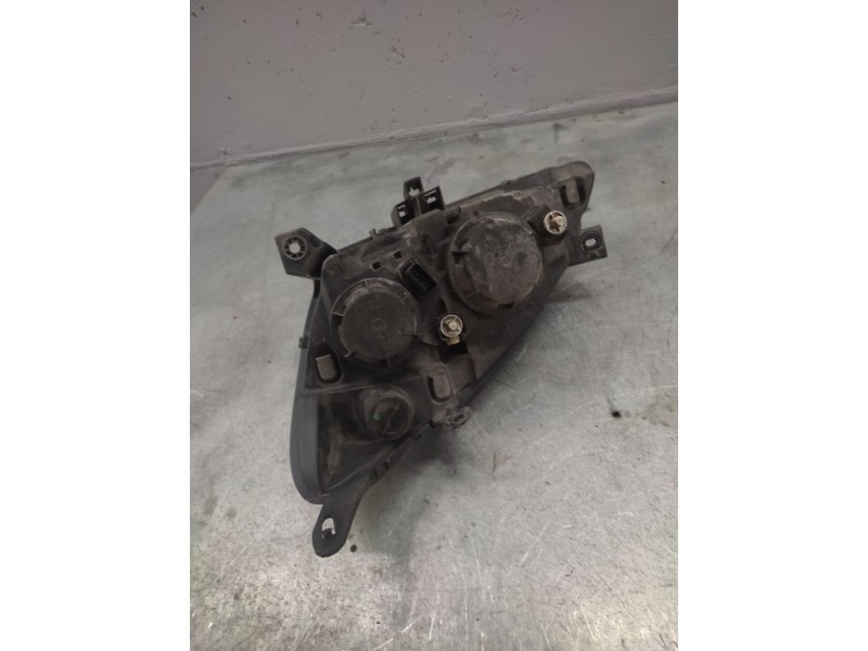 Recambio de faro derecho para citroën c5 berlina 2.0 hdi sx referencia OEM IAM   