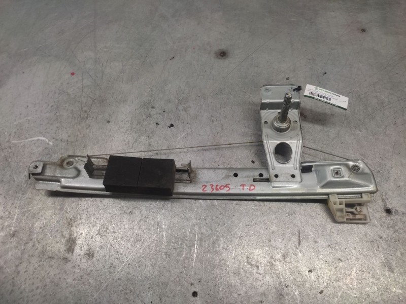 Recambio de elevalunas trasero derecho para renault megane ii classic berlina confort authentique referencia OEM IAM  MANUAL 