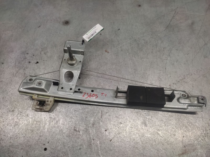 Recambio de elevalunas trasero izquierdo para renault megane ii classic berlina confort authentique referencia OEM IAM  MANUAL 
