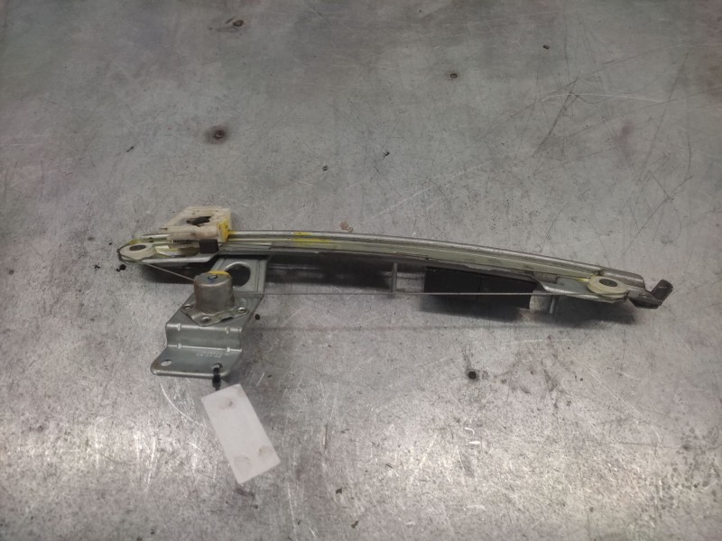 Recambio de elevalunas trasero izquierdo para renault megane ii classic berlina confort authentique referencia OEM IAM  MANUAL 