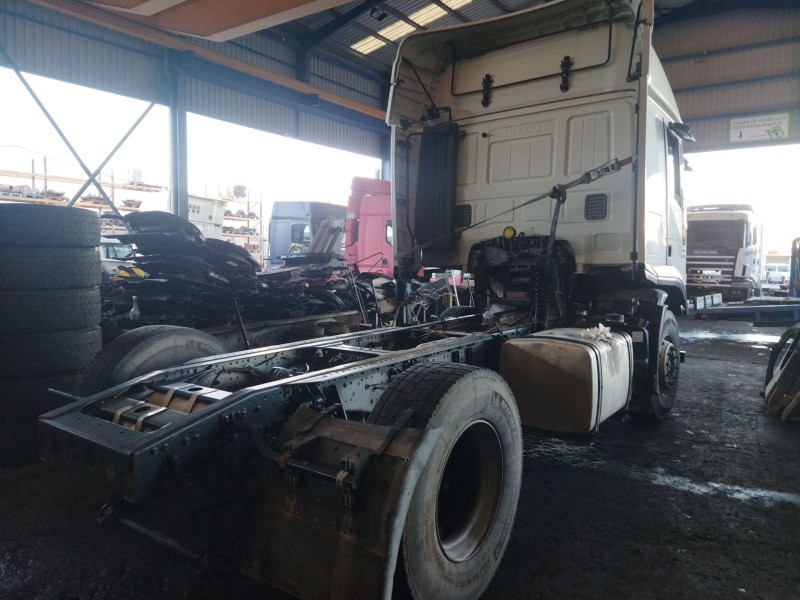 iveco stralis (ad/at) del año 2013