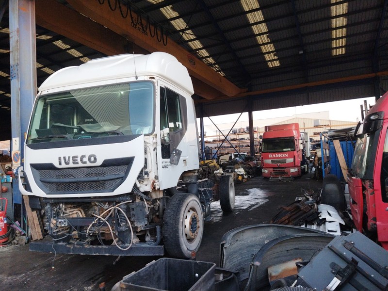 iveco stralis (ad/at) del año 2013