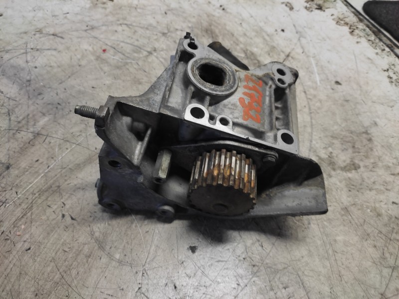 Recambio de bomba agua para peugeot 207 x-line referencia OEM IAM 9631152480  