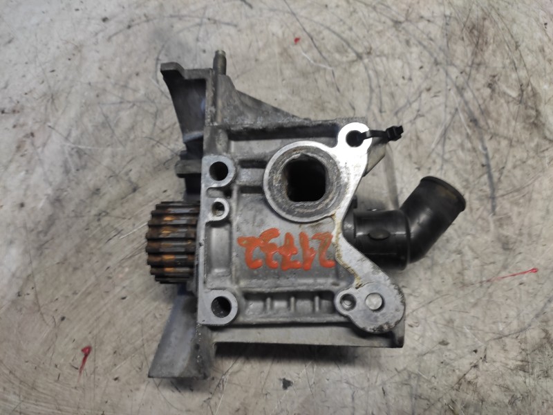 Recambio de bomba agua para peugeot 207 x-line referencia OEM IAM 9631152480  