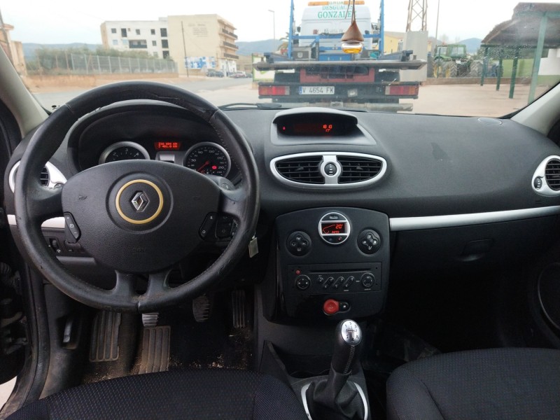 renault clio iii grandtour (kr0/1_) del año 2009