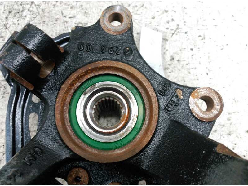 Recambio de mangueta delantera derecha para opel corsa c club referencia OEM IAM   