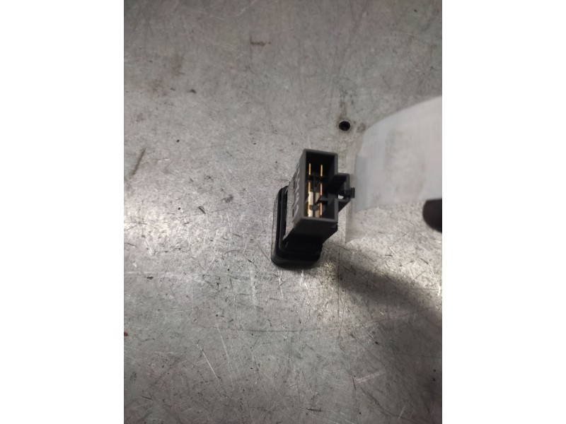 Recambio de boton antivaho para nissan almera (n15) 2.0 diesel referencia OEM IAM  6 PINS 