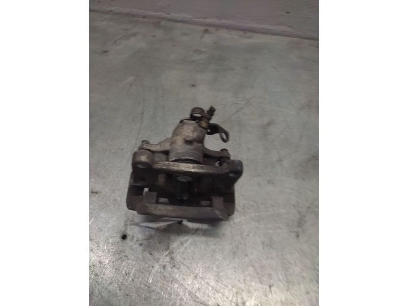 Recambio de pinza freno trasera derecha para renault trafic combi (ab 4.01) 1.9 diesel referencia OEM IAM   