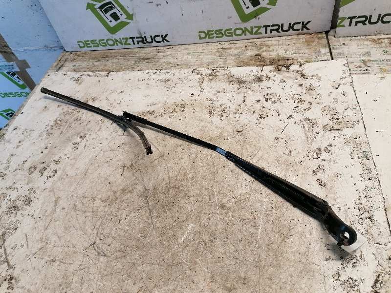 Recambio de brazo limpia delantero izquierdo para peugeot 407 sw sport referencia OEM IAM   