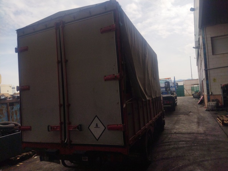 nissan trucks eco-t del año 1998