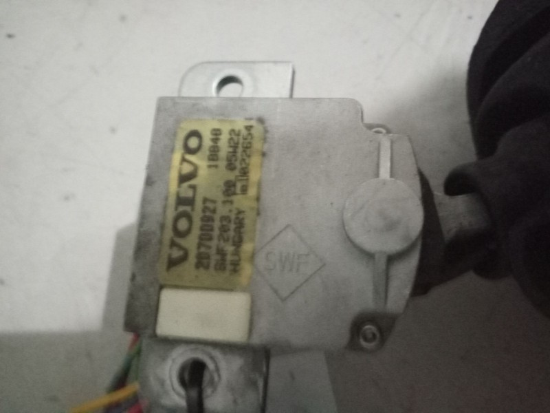 Recambio de mando limpia para volvo b9r 340 touring referencia OEM IAM 20700927  