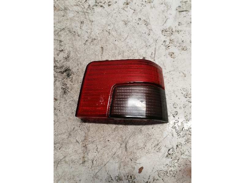 Recambio de piloto trasero derecho para peugeot 205 berlina 1.1 mito referencia OEM IAM   TULIPA