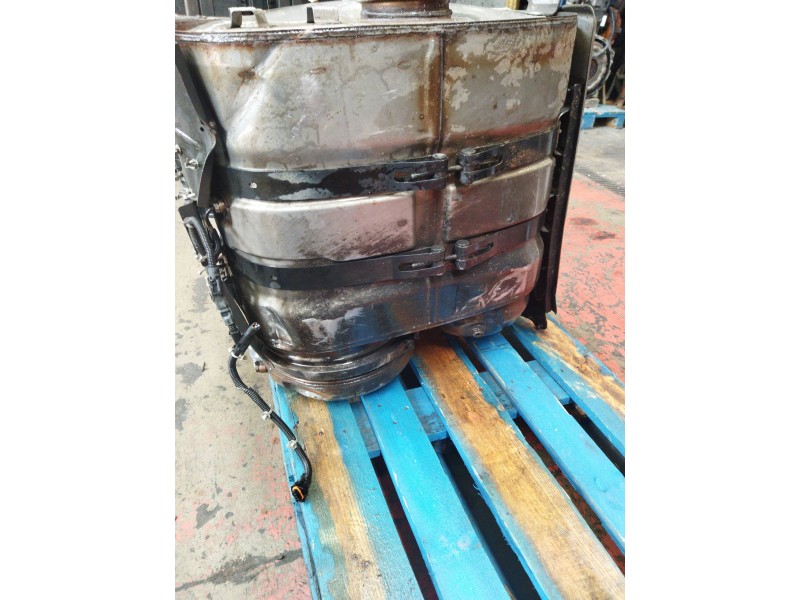 Recambio de catalizador para renault serie t 12.8 diesel referencia OEM IAM 22495990 7422495990 