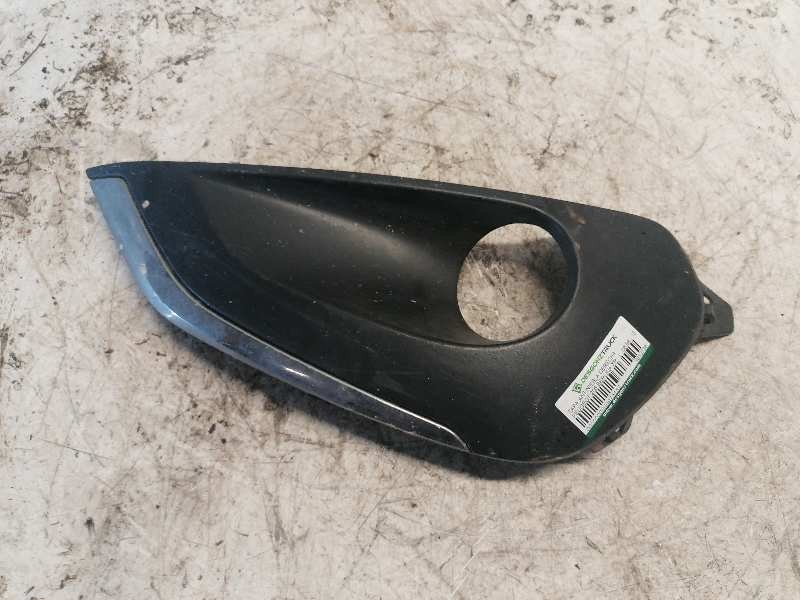 Recambio de tapa antiniebla derecha para peugeot 206 berlina xr referencia OEM IAM 9810738177  