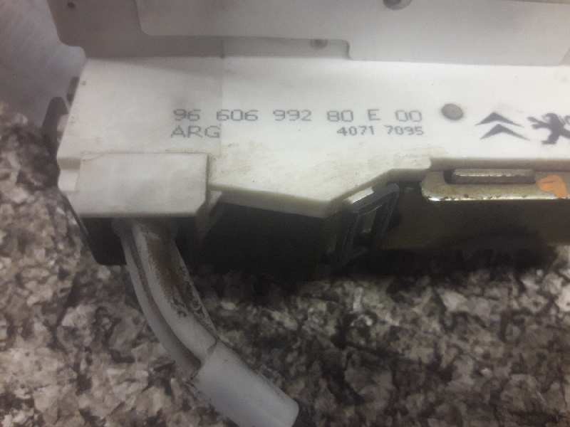 Recambio de cerradura puerta trasera izquierda para peugeot 407 st sport referencia OEM IAM 9660699280E 6 PINS 