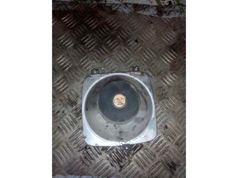 Recambio de faro derecho para pegaso trucks serie 1200 1234 referencia OEM IAM   
