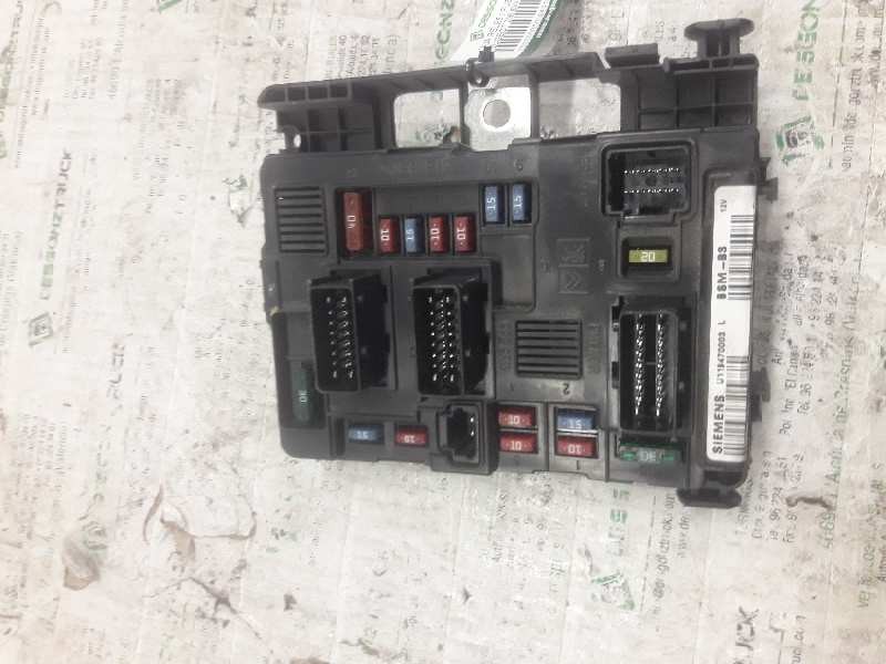 Recambio de caja reles / fusibles para peugeot 206 sw xs referencia OEM IAM 9650618480 U118470003L BSM