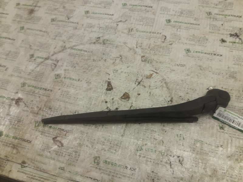 Recambio de brazo limpia trasero para peugeot 206 sw xs referencia OEM IAM   