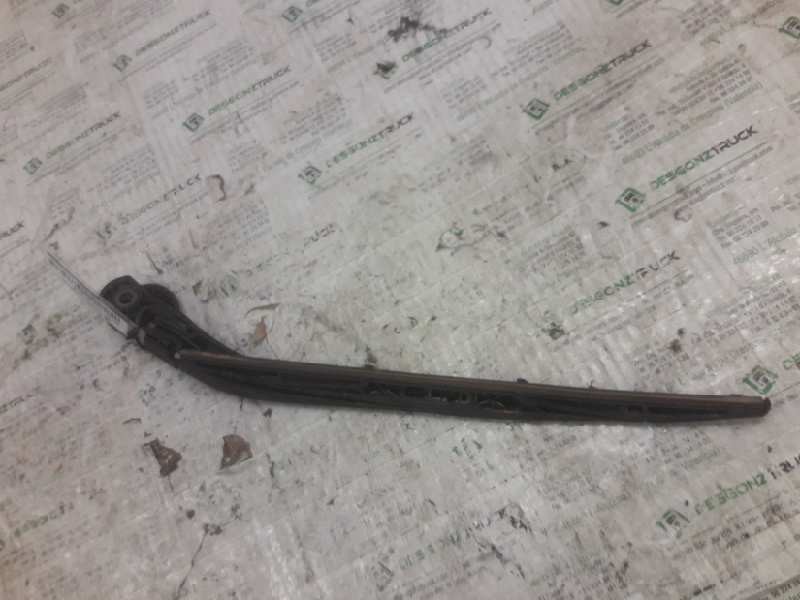 Recambio de brazo limpia trasero para peugeot 206 sw xs referencia OEM IAM   