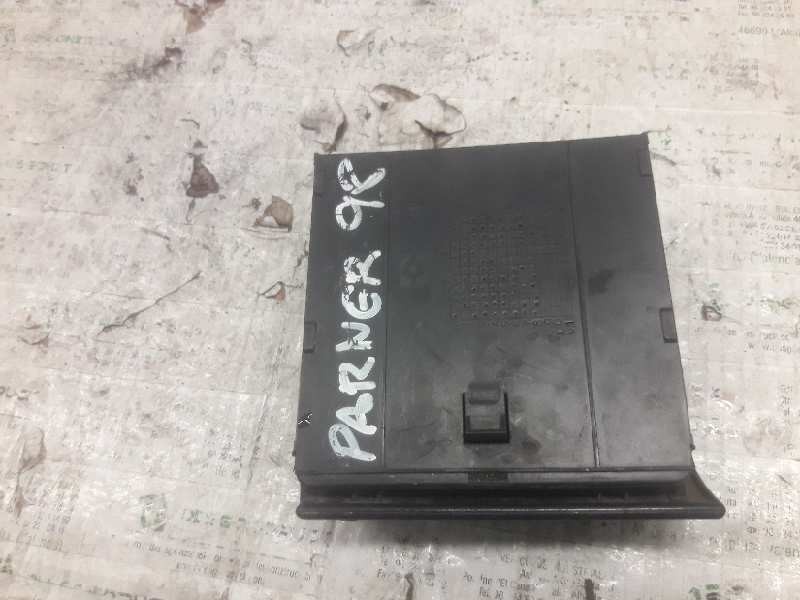 Recambio de cenicero para peugeot partner (s1) 1.9 diesel referencia OEM IAM   