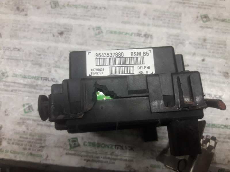 Recambio de caja reles / fusibles para peugeot 307 (s1) xt referencia OEM IAM 9643537880  BSM