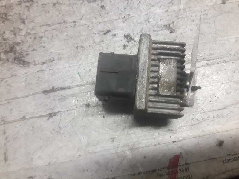 Recambio de caja precalentamiento para peugeot partner (s2) combi plus referencia OEM IAM  7 PINS 