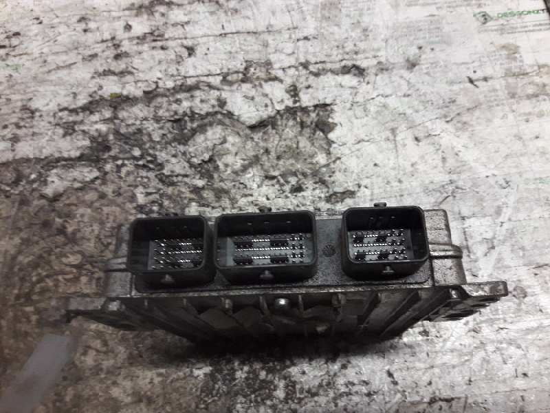 Recambio de centralita motor uce para peugeot 307 (s1) xs referencia OEM IAM 9646449280 9644302380 5WS40030BT