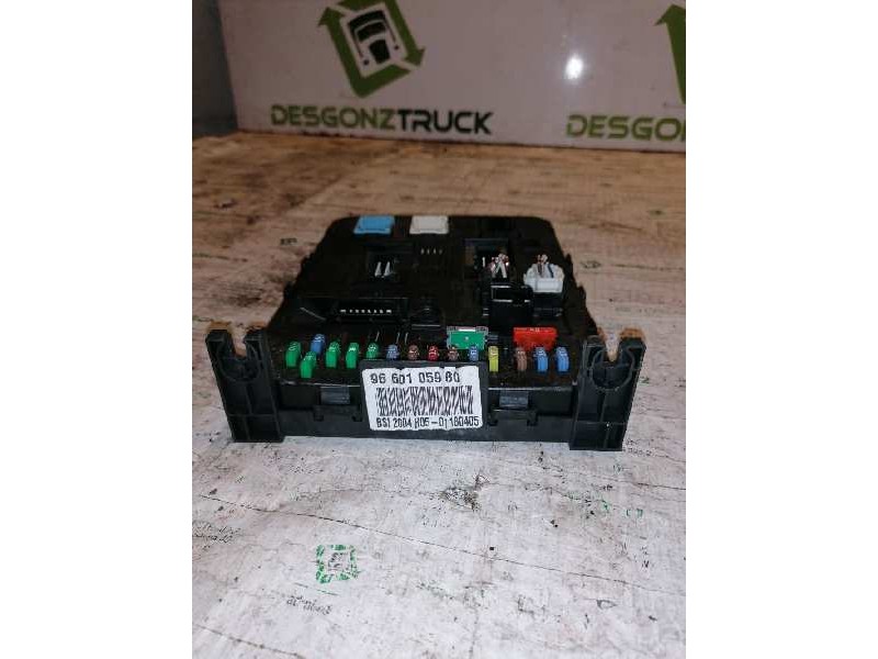 Recambio de caja reles / fusibles para peugeot 307 (s1) xs referencia OEM IAM 9660105980 281148373A BSI