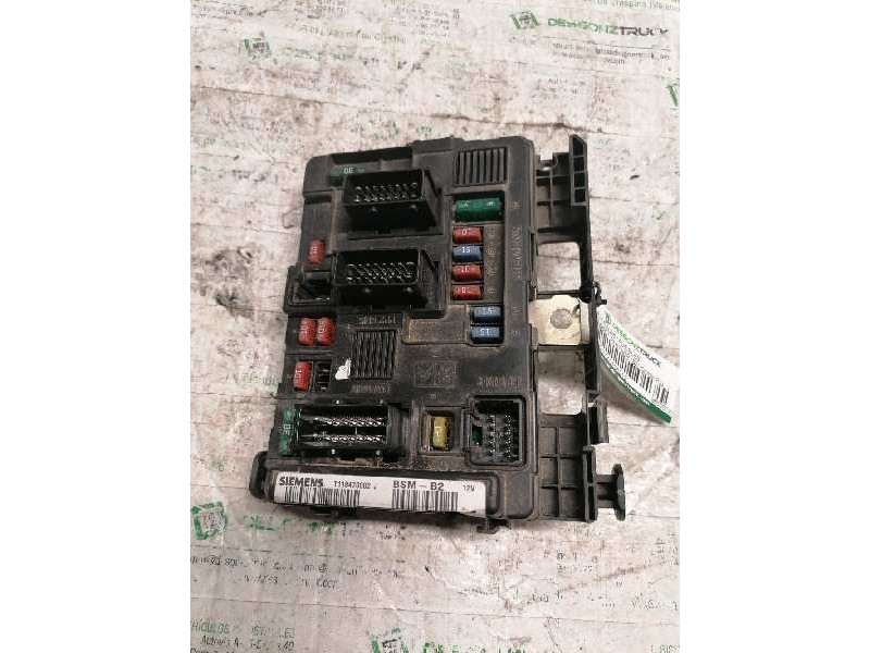 Recambio de caja reles / fusibles para peugeot partner (s2) combi pro referencia OEM IAM 9650618580 T118470002J BSM