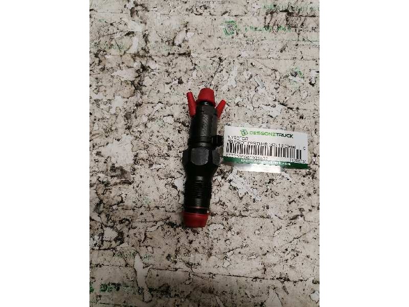 Recambio de inyector para peugeot partner (s2) 1.9 diesel referencia OEM IAM LCR6736001  