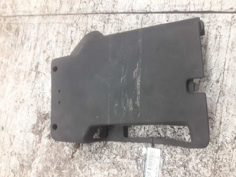 Recambio de guarnecidos volante para peugeot 407 sr confort referencia OEM IAM 406168044 INFERIOR 