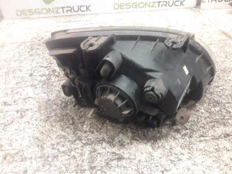 Recambio de faro izquierdo para kia carens 2.0 crdi ex monovolumen referencia OEM IAM   