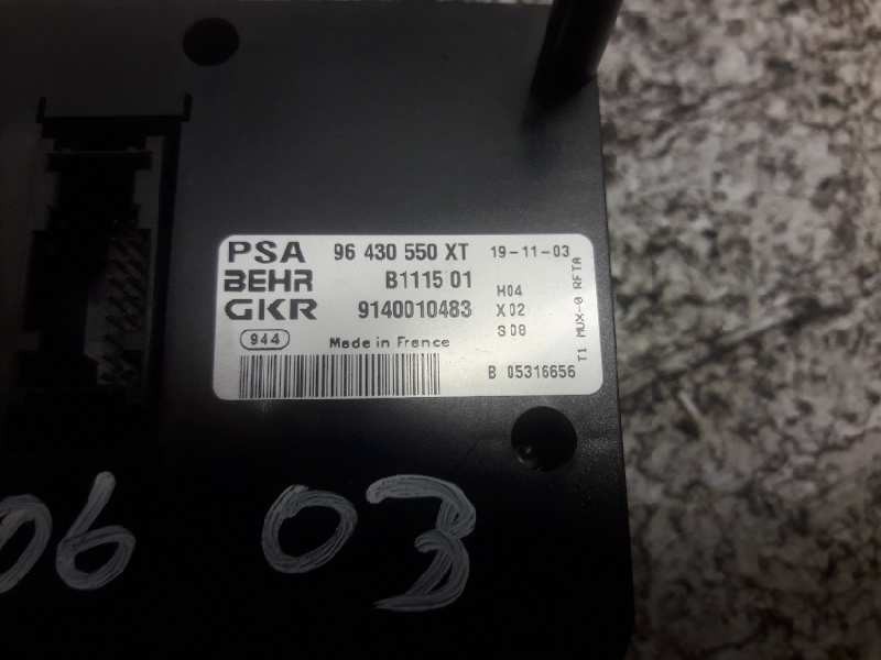 Recambio de mando climatizador para peugeot 206 berlina xs referencia OEM IAM 96430550XT 9140010483 B111501