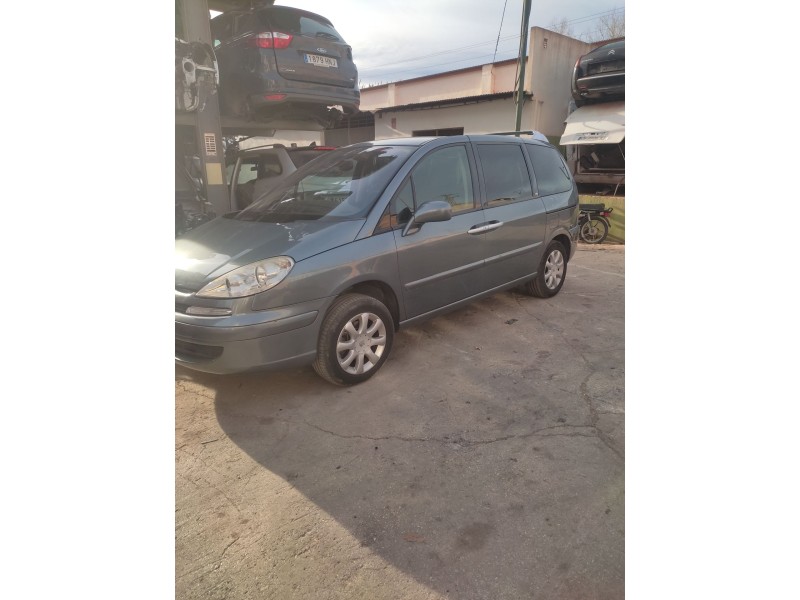 peugeot 807 del año 2006