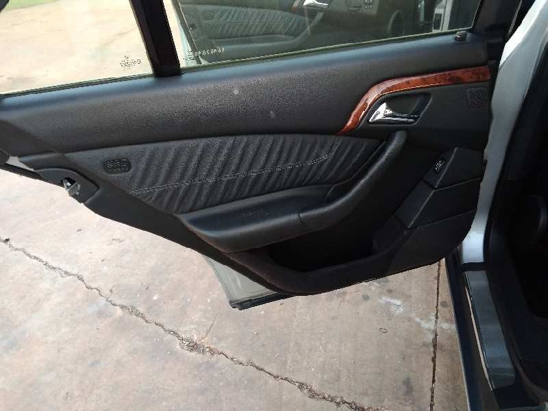 mercedes-benz clase s (w220) berlina del año 2000