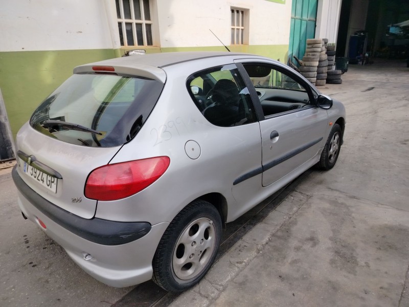 peugeot 206 hatchback (2a/c) del año 1998