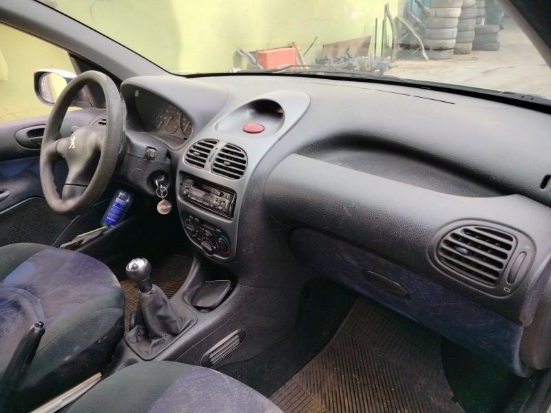 peugeot 206 hatchback (2a/c) del año 1998