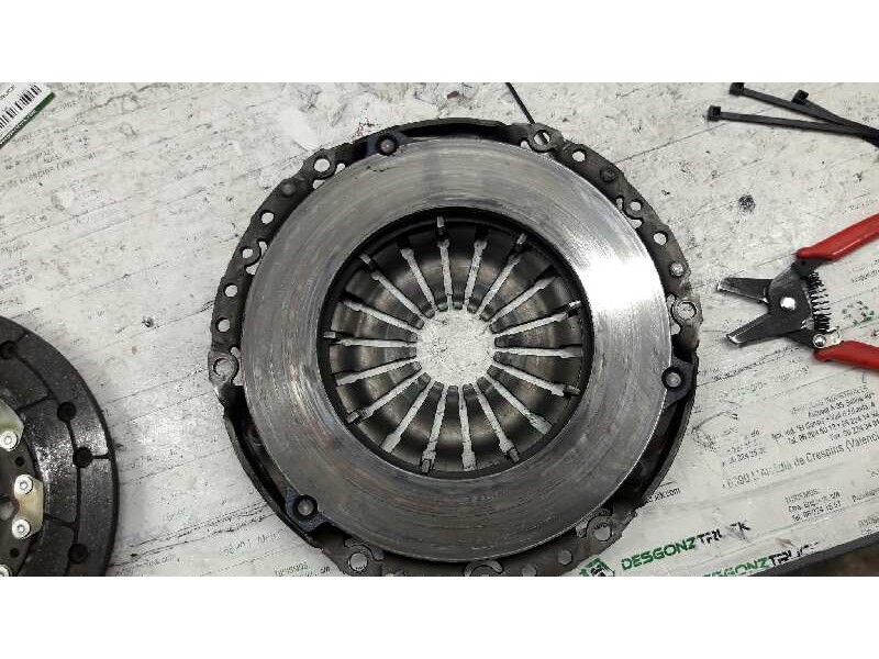 Recambio de kit embrague para opel astra h berlina referencia OEM IAM   