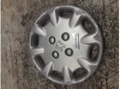 Recambio de tapacubos para peugeot 106 (s1) cocktail referencia OEM IAM 9628116077 13 