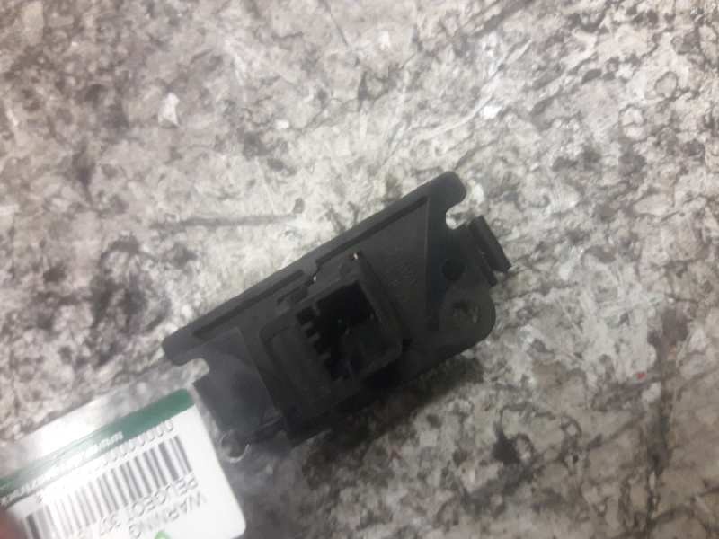 Recambio de warning para peugeot 307 (s1) xn referencia OEM IAM 9643219577 3 PINS 